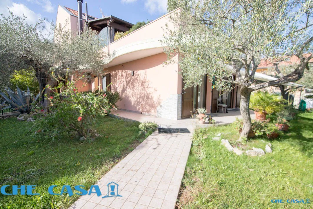 Casa indipendente in vendita a Montefiore Conca - foto 1