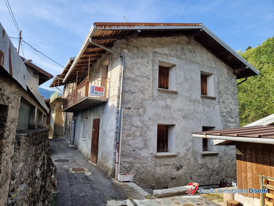 Casa indipendente in vendita a Malonno - foto 1