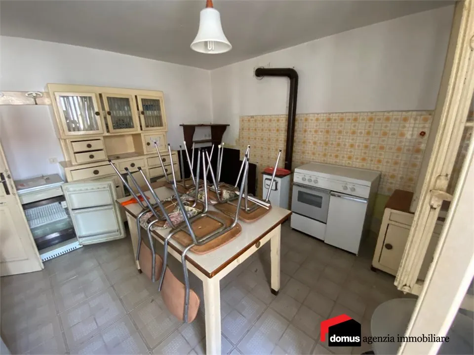 Rustico in vendita a Tonezza del Cimone - foto 1