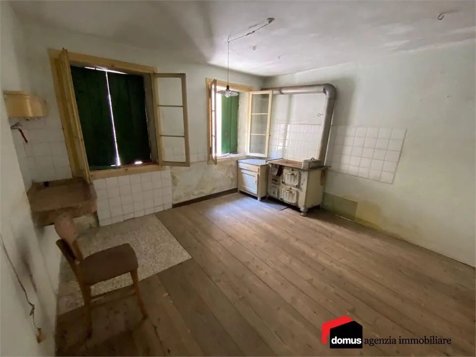 Rustico in vendita a Tonezza del Cimone - foto 3