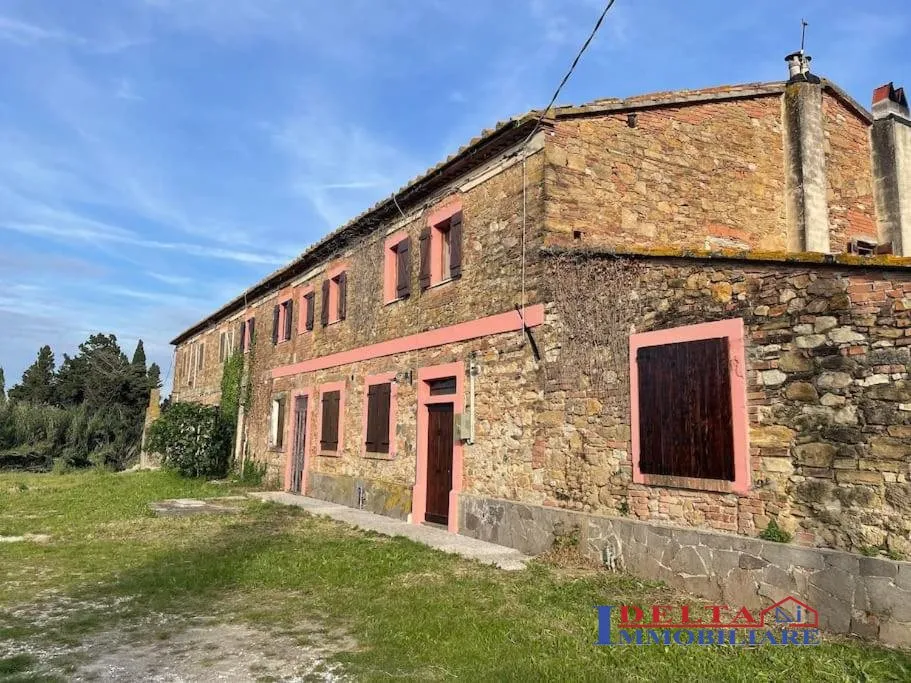 Casa indipendente in vendita a Rosignano Marittimo - foto 1