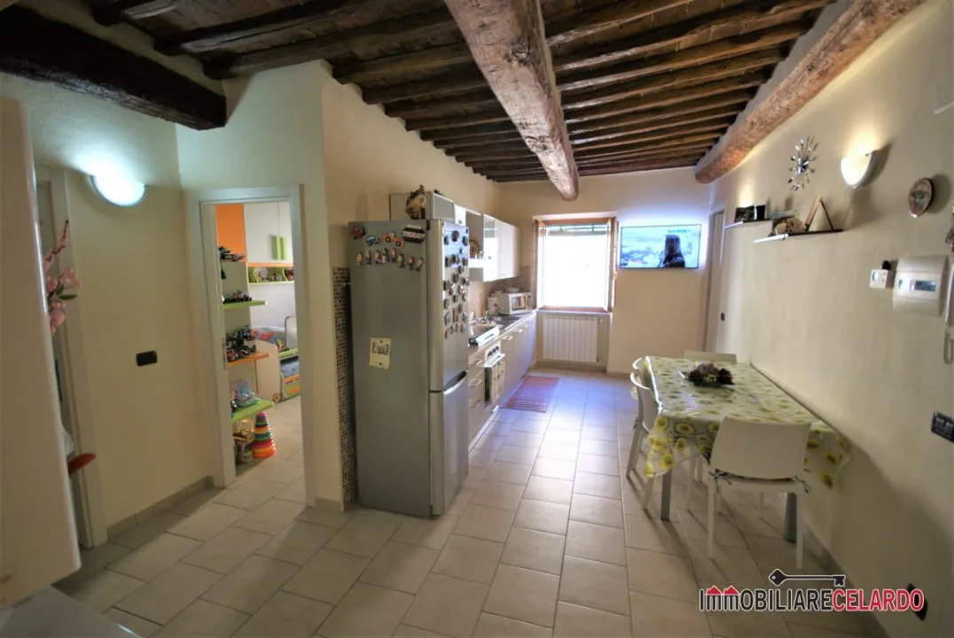 Appartamento in vendita a Colle di Val d'Elsa - foto 2