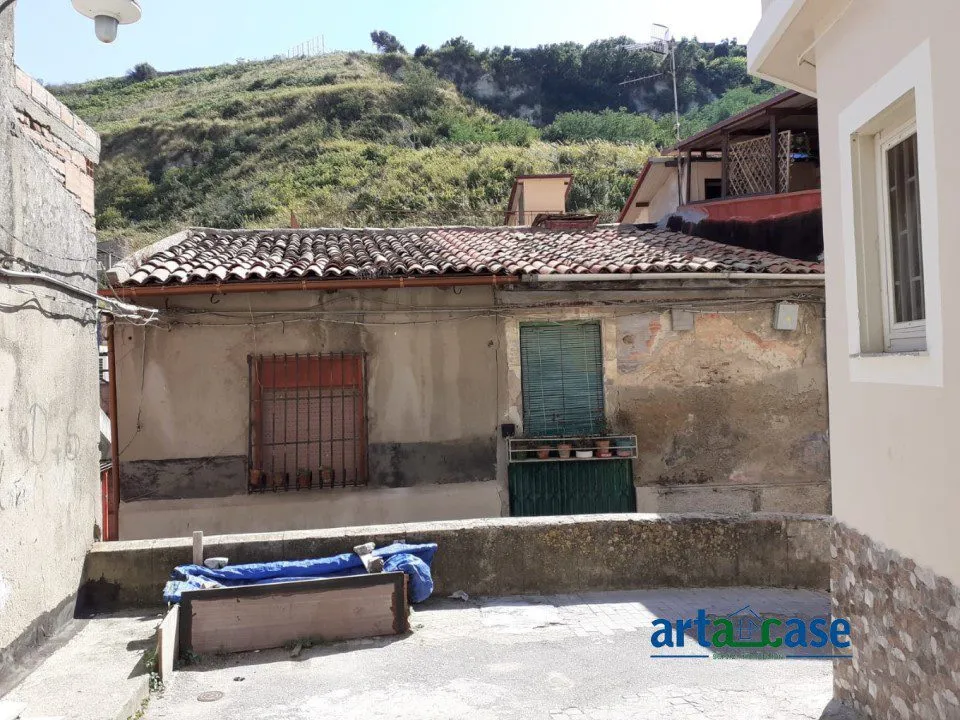 Casa indipendente in vendita a Messina - foto 1