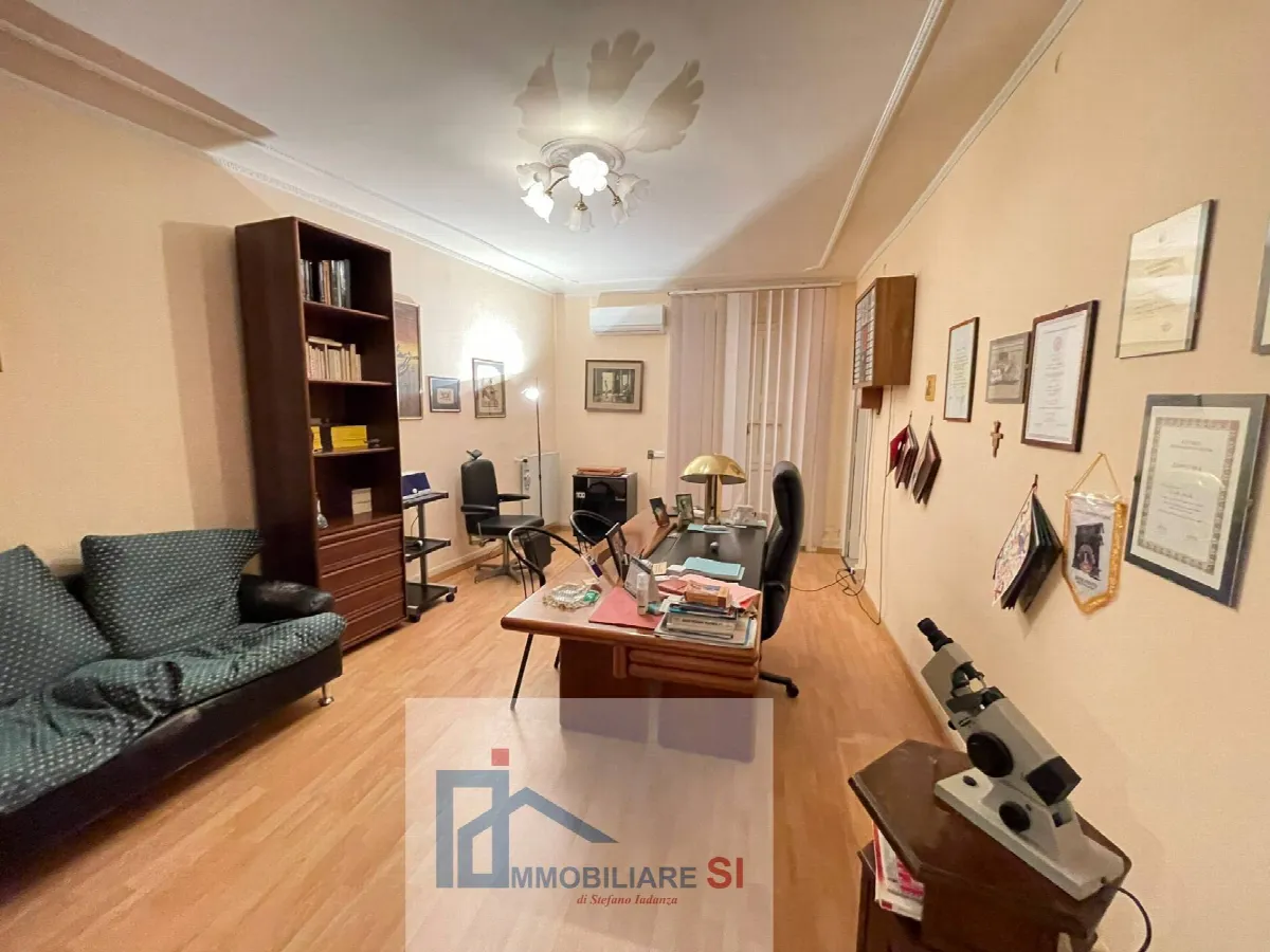 SEMINDIPENDENTE in vendita a Benevento, Centro Storico - foto 2