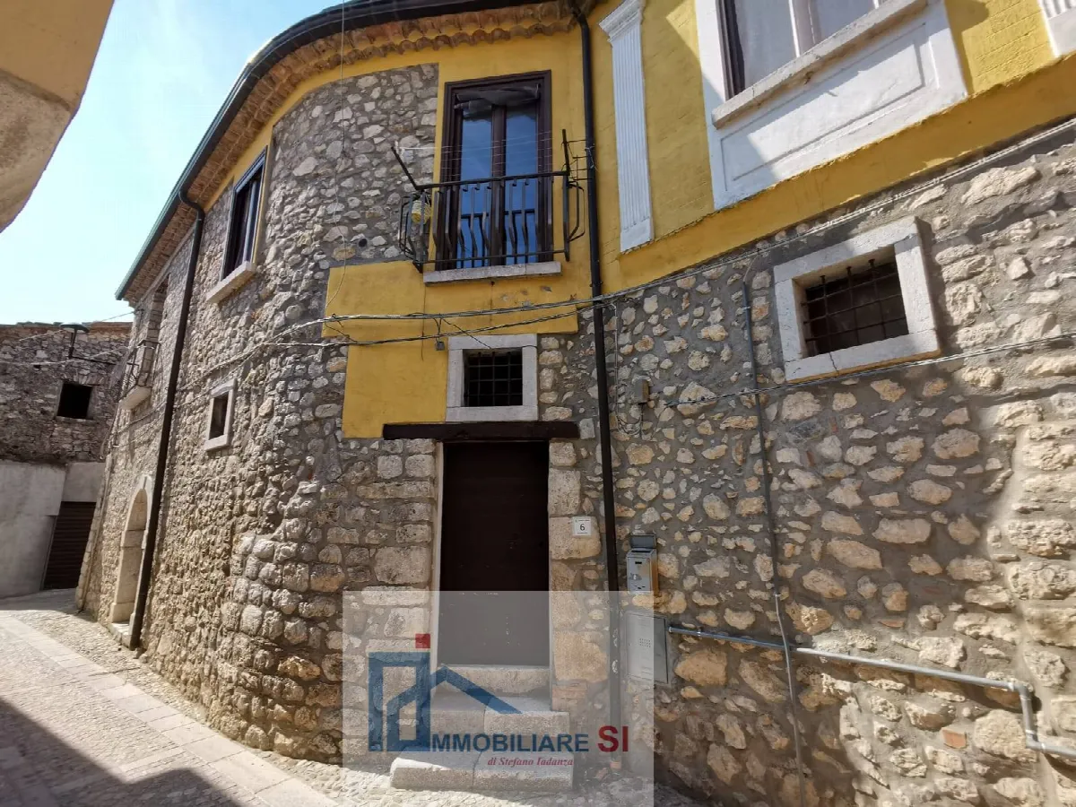 SEMINDIPENDENTE in vendita a Vitulano - foto 1