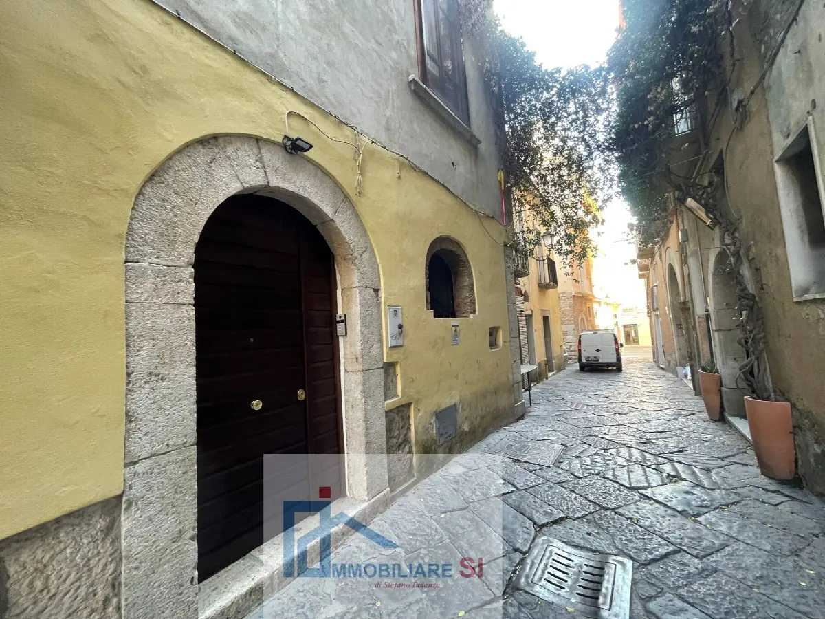 Intero Fabbricato in vendita a Benevento, Centro Storico - foto 3