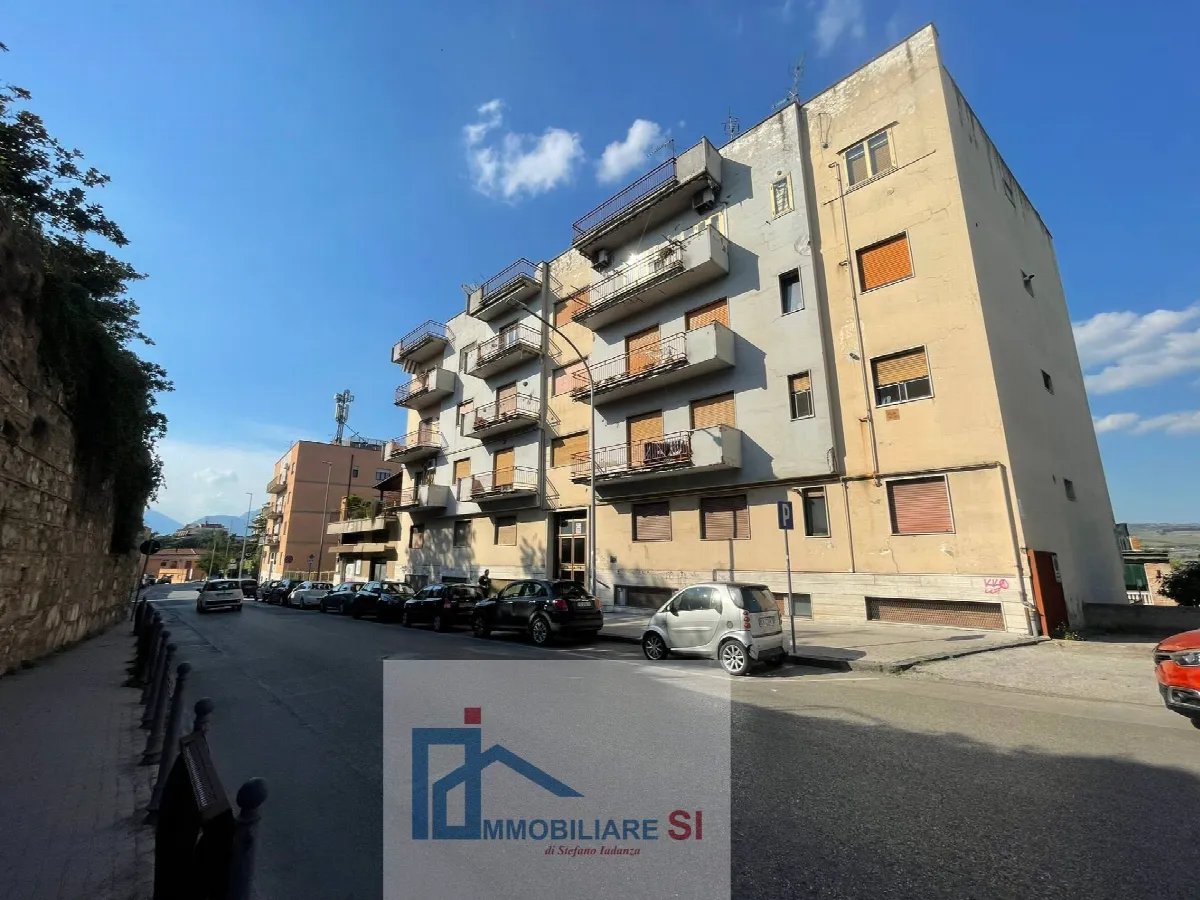 + DI 4 LOCALI in vendita a Benevento, Centro - foto 1