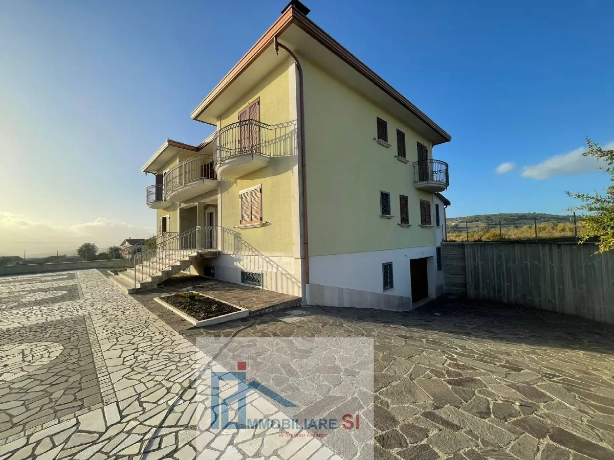 Villa Bifamiliare in vendita a Benevento, Contrade - foto 4