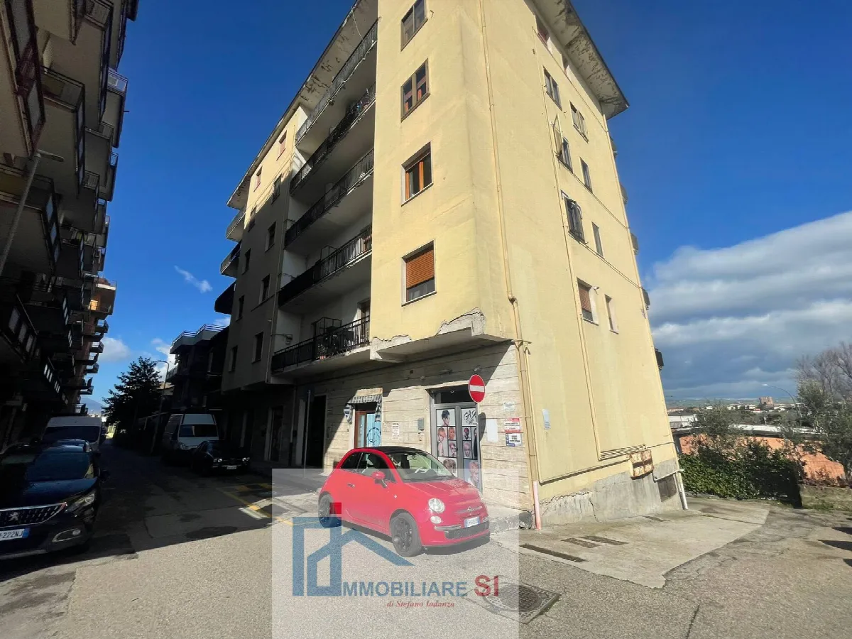 QUADRILOCALE in vendita a Benevento, Mellusi - foto 1