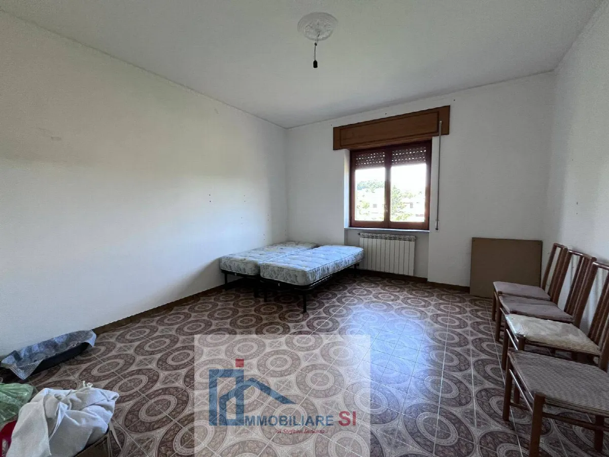 QUADRILOCALE in vendita a Benevento, Contrade - foto 4