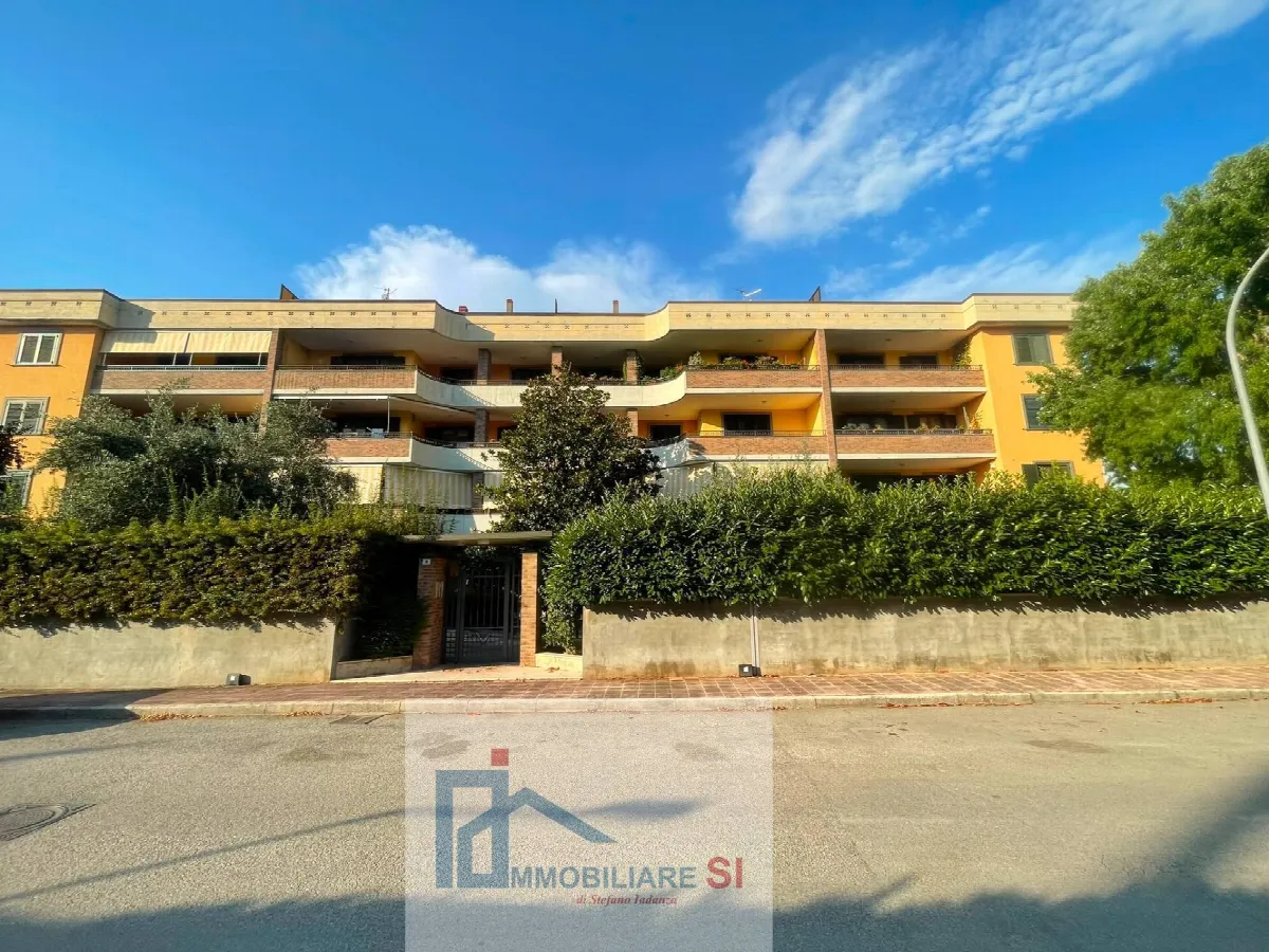 + DI 4 LOCALI in vendita a Benevento, Mellusi - foto 1