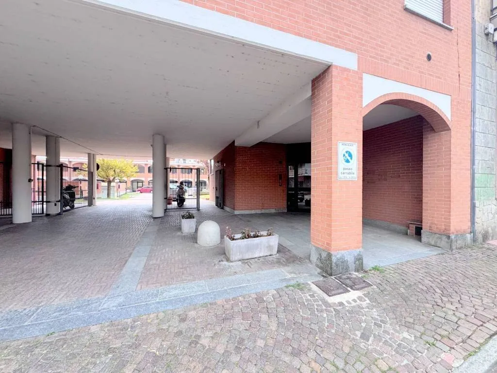 Appartamento in vendita a Moncalieri - San Pietro, Mercato, Santa Maria - foto 3