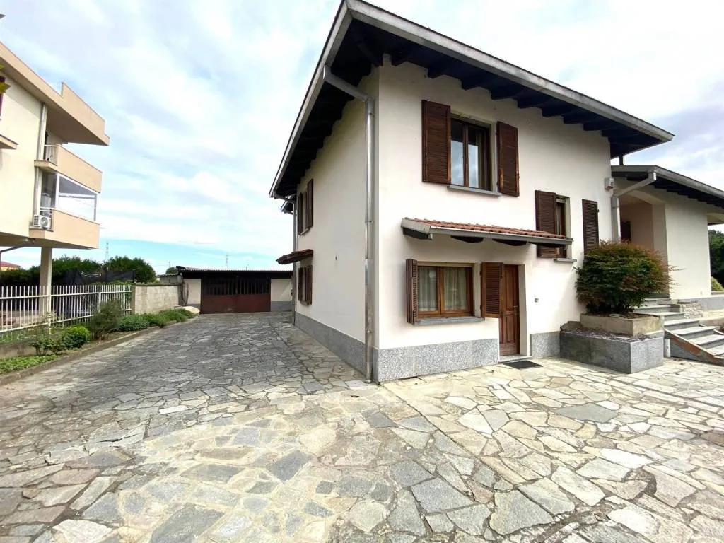 Villa in vendita a Trino - Centro - foto 3