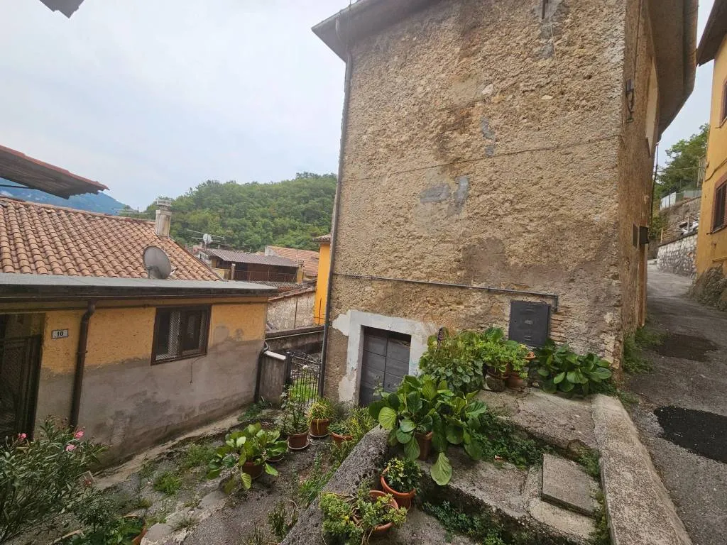 Casa indipendente in vendita a Rieti - foto 3