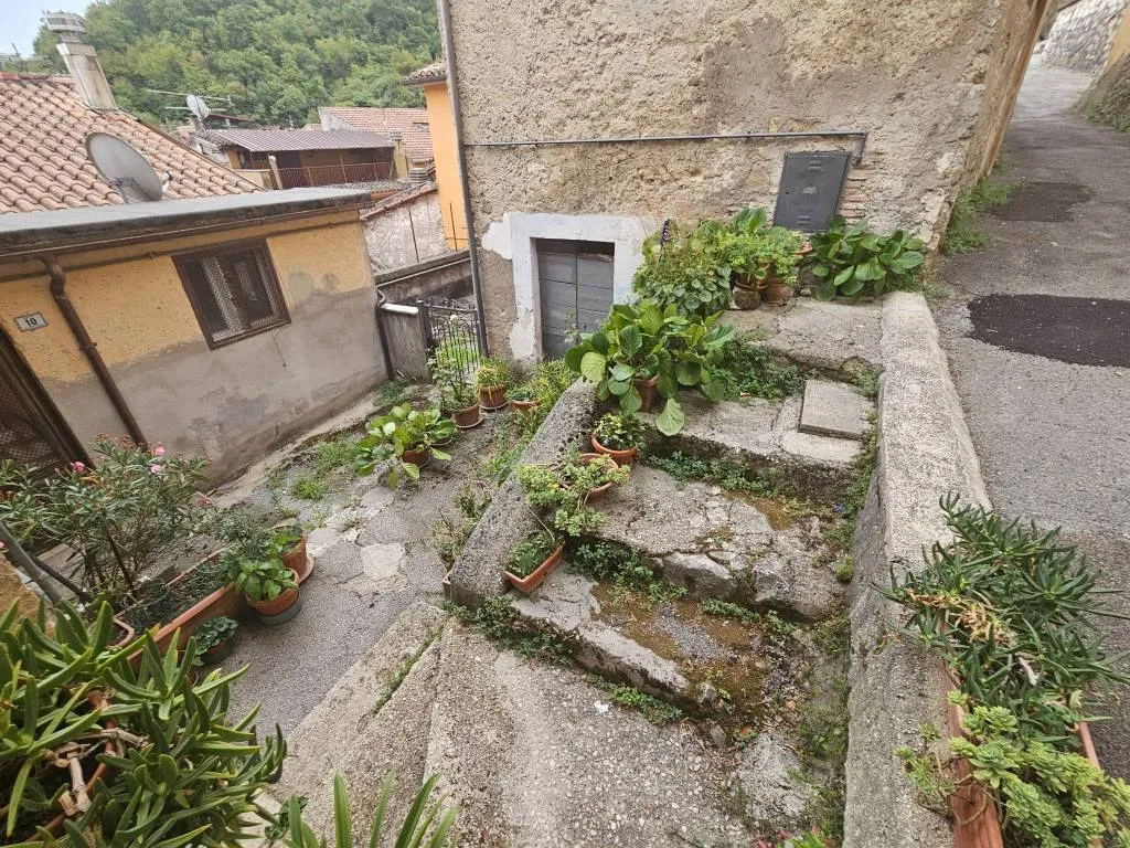 Casa indipendente in vendita a Rieti - foto 4