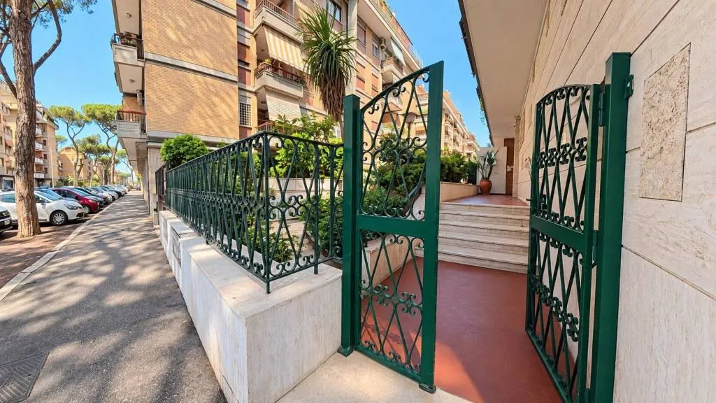 Appartamento in vendita a Roma - Lido di Ostia - foto 2
