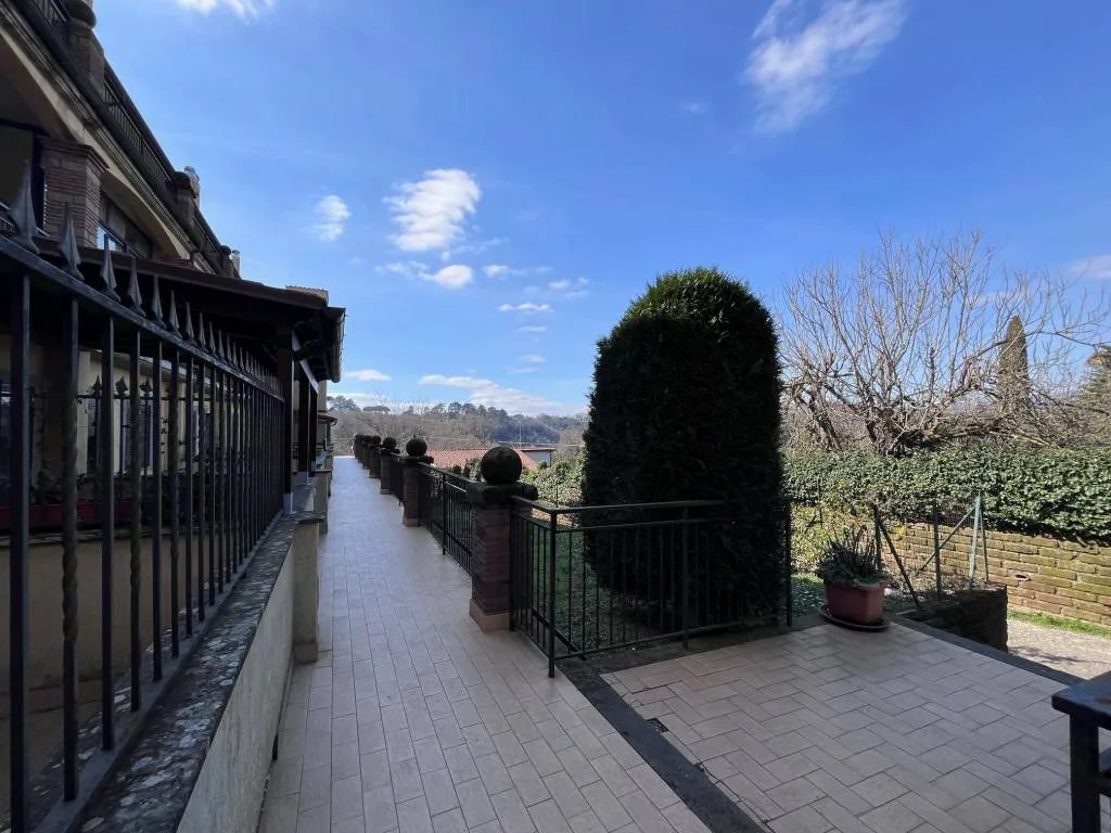 Villetta a schiera in vendita a Sutri - Centro - foto 1