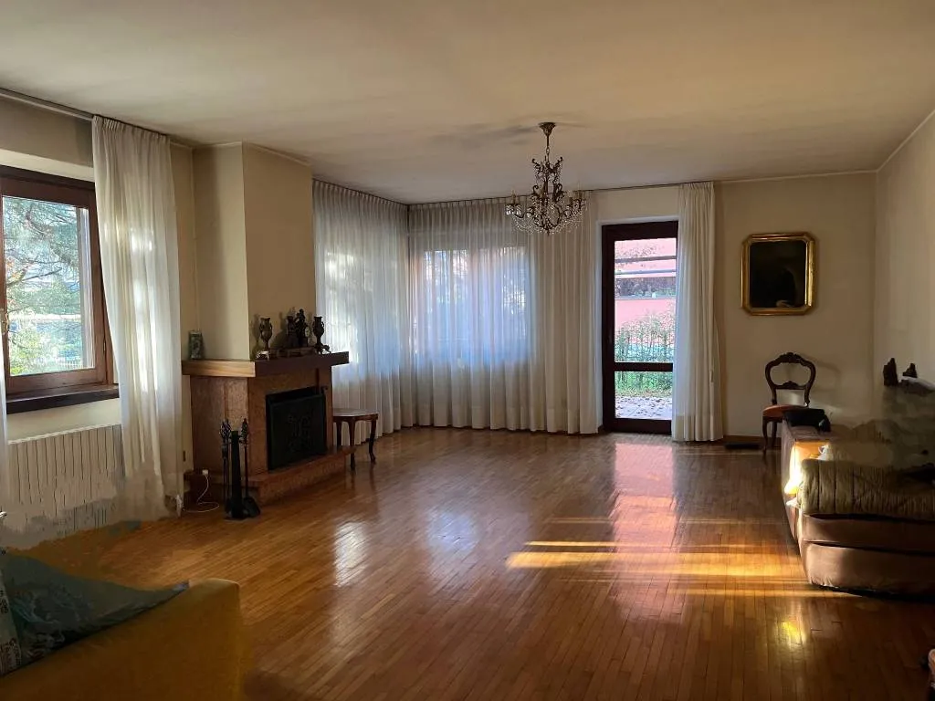 Villa in vendita a Sondrio - Centro - foto 1