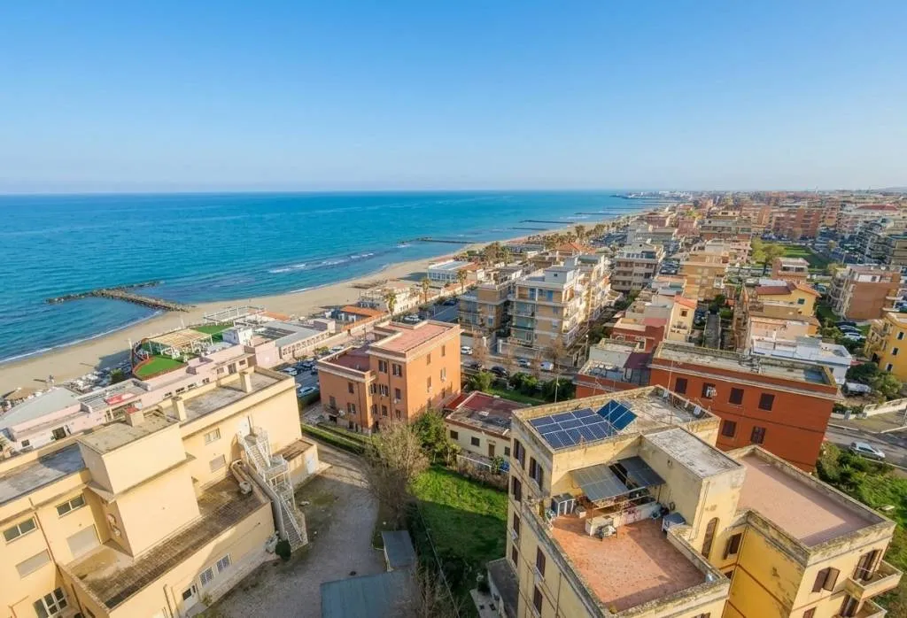 Appartamento in vendita a Roma - Lido di Ostia - foto 1