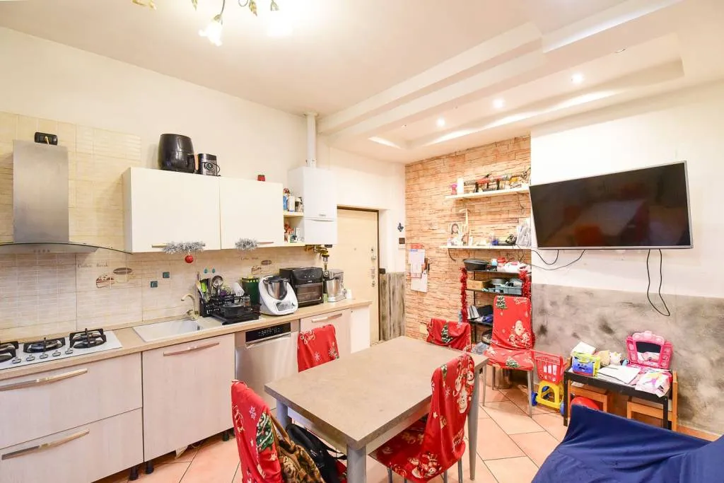 Appartamento in vendita a Carate Brianza - Centro - foto 5