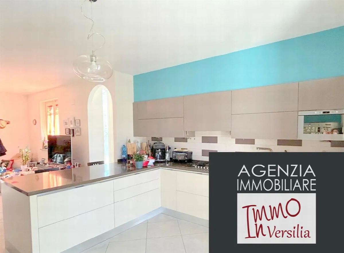 Villa in vendita a Camaiore - Capezzano Pianore - foto 1
