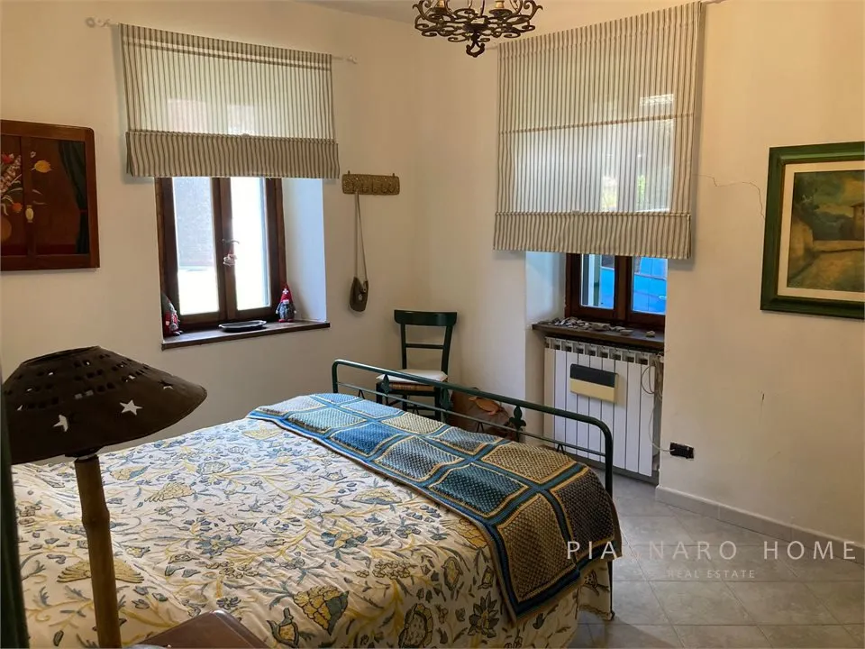 Casa indipendente in vendita a Zeri - foto 5