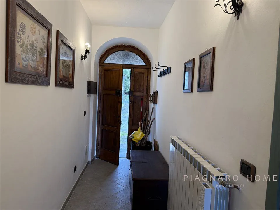 Casa indipendente in vendita a Zeri - foto 9