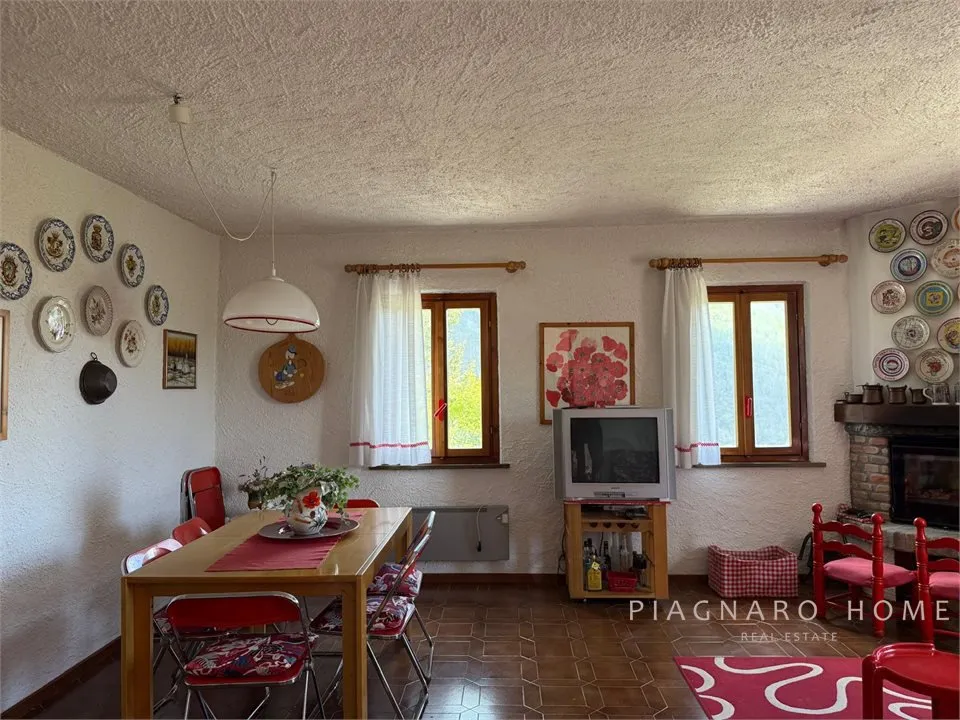 Casa indipendente in vendita a Zeri - foto 3
