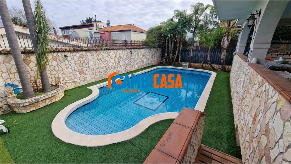 Villa in vendita a Palermo - foto 1