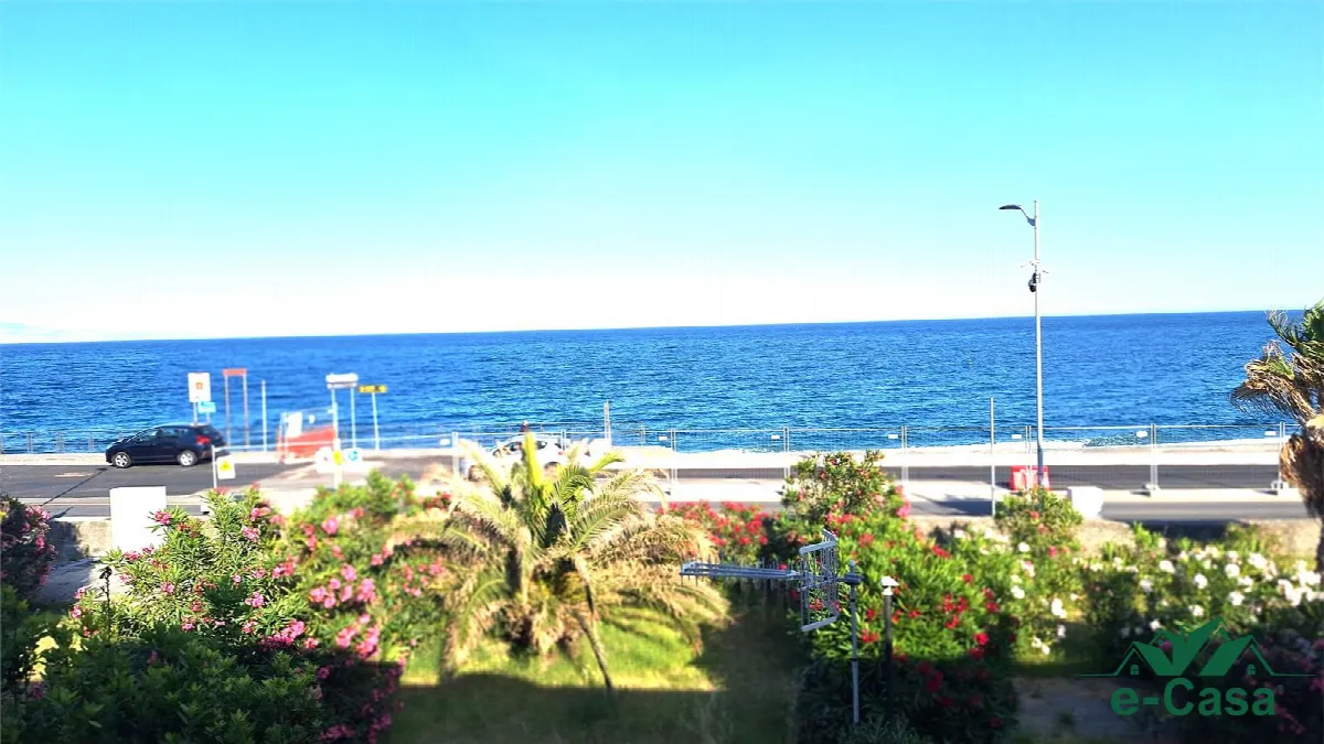 Appartamento in vendita a Santa Teresa di Riva - foto 1