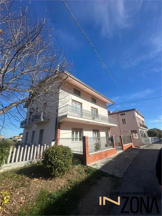 Appartamento in vendita a Tornareccio - foto 1