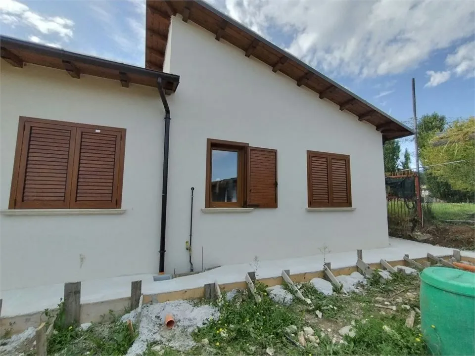 Villa in vendita a L'Aquila - foto 1