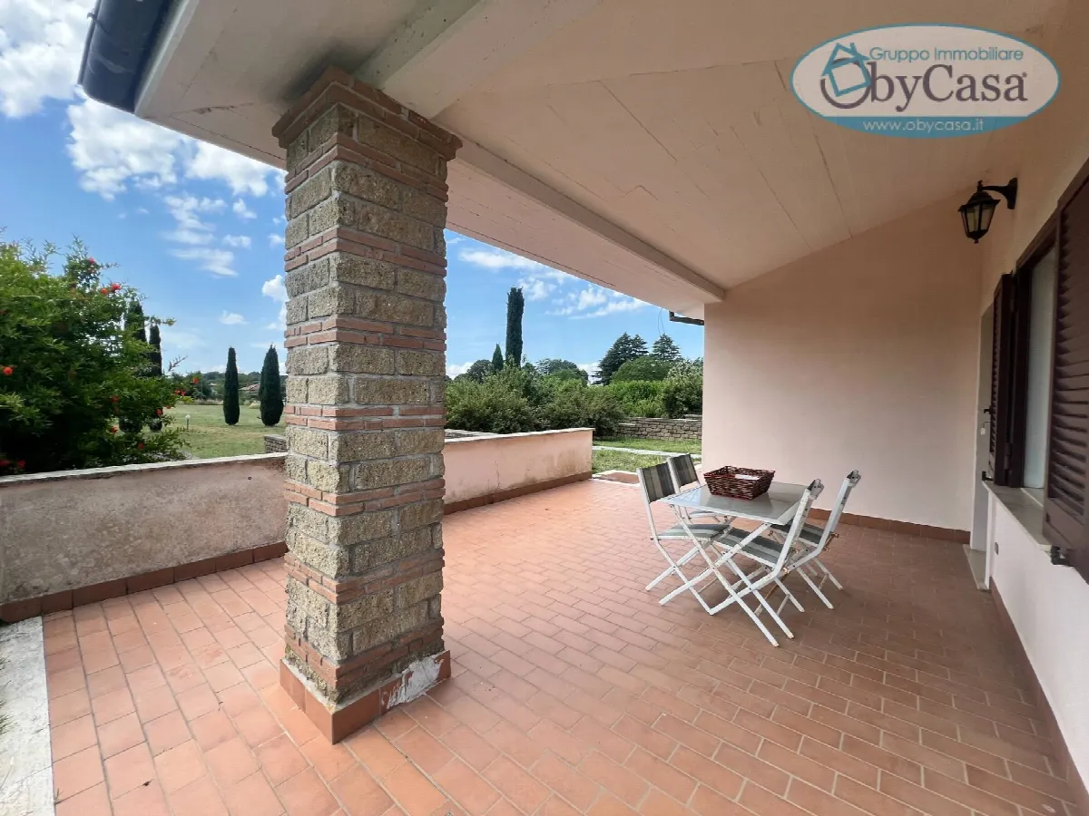 Villa Trifamiliare in vendita a Oriolo Romano - foto 1