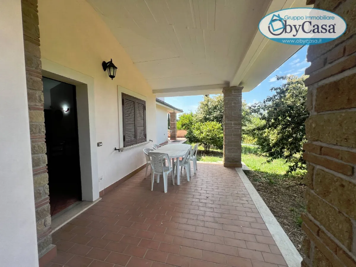 Villa Trifamiliare in vendita a Oriolo Romano - foto 3