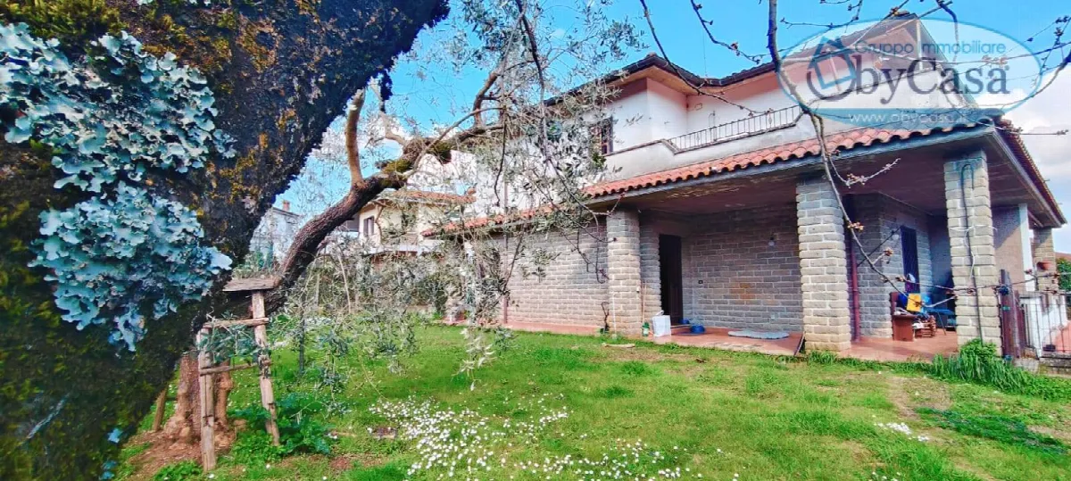 Villa Bifamiliare in vendita a Oriolo Romano - foto 2