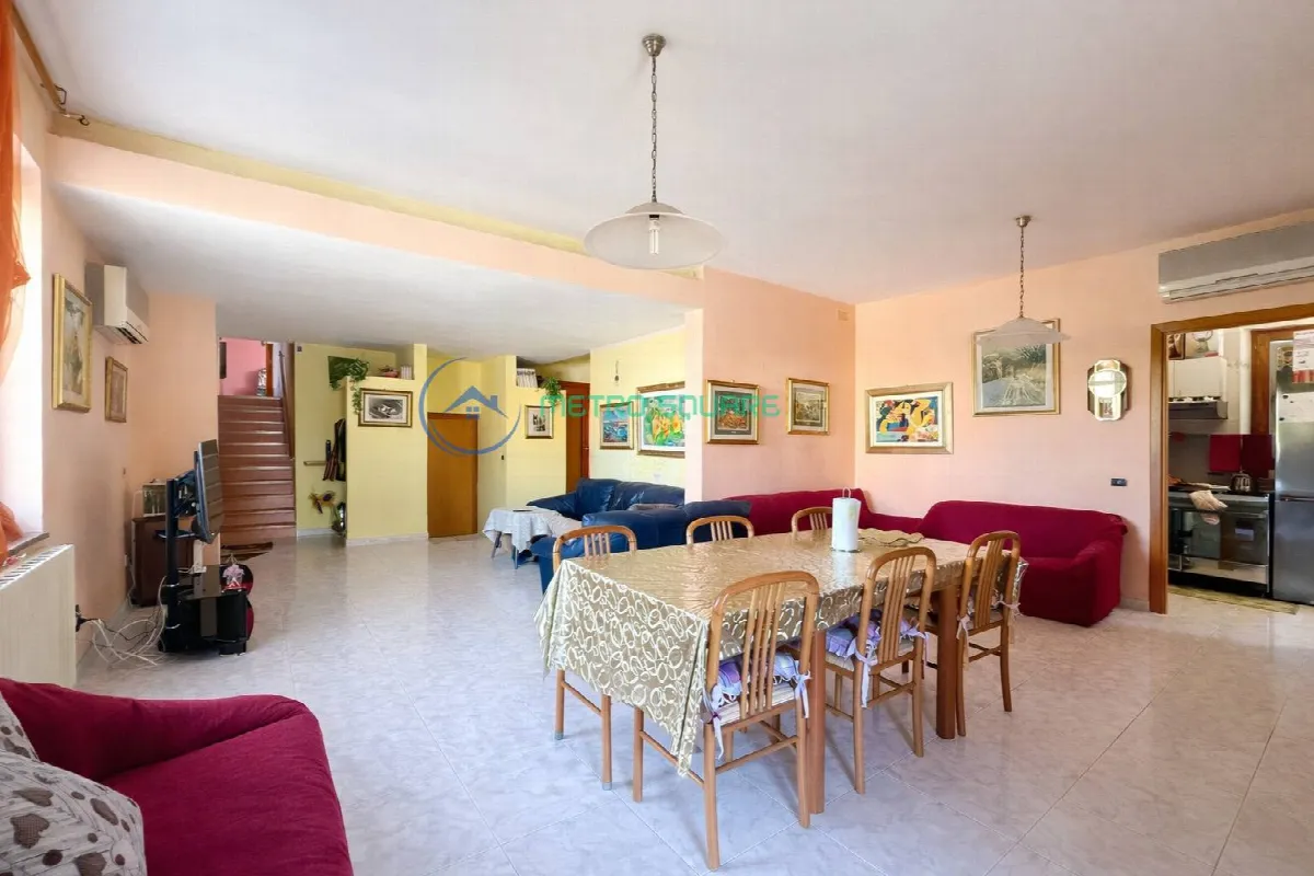 Villa in vendita a San Gavino Monreale - foto 1