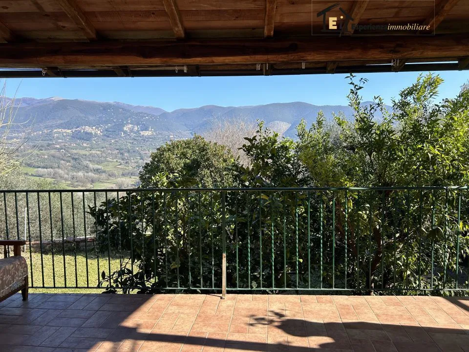 Casa indipendente in vendita a Poggio Mirteto - San Luigi - foto 1