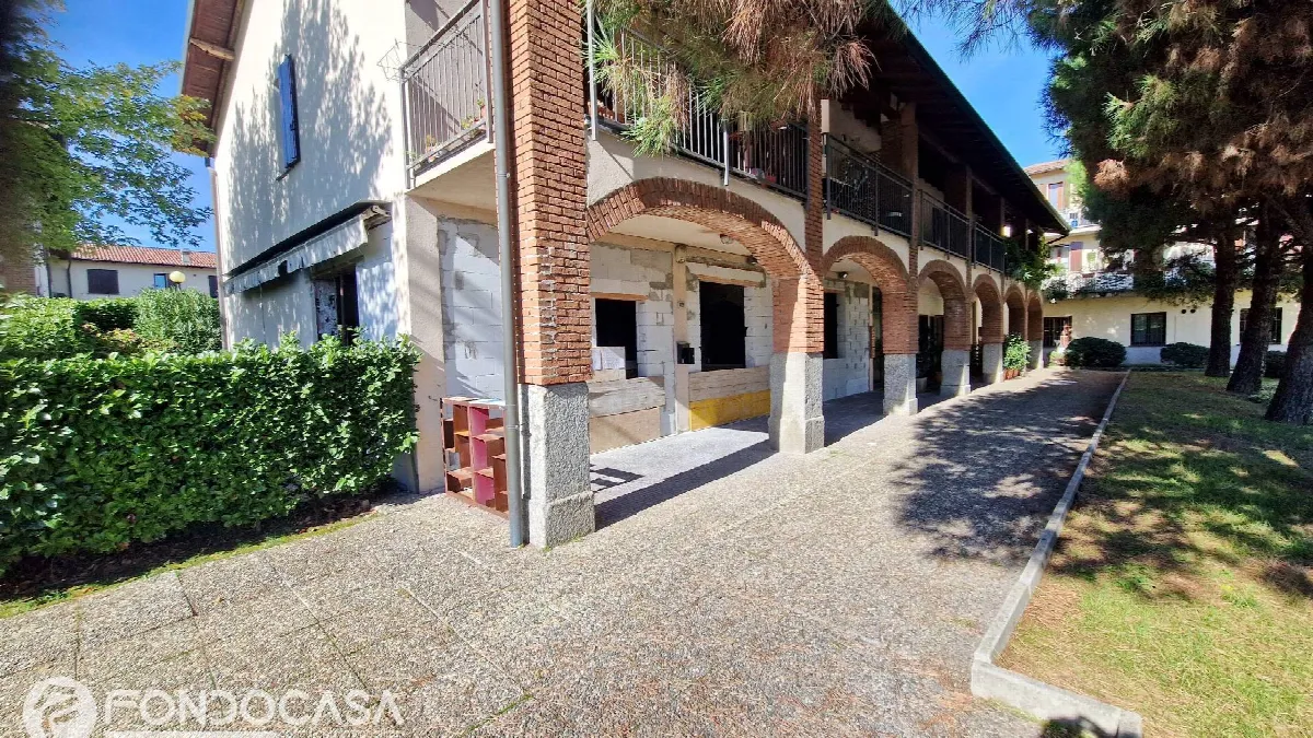 Appartamento in vendita a Alzate Brianza - foto 1