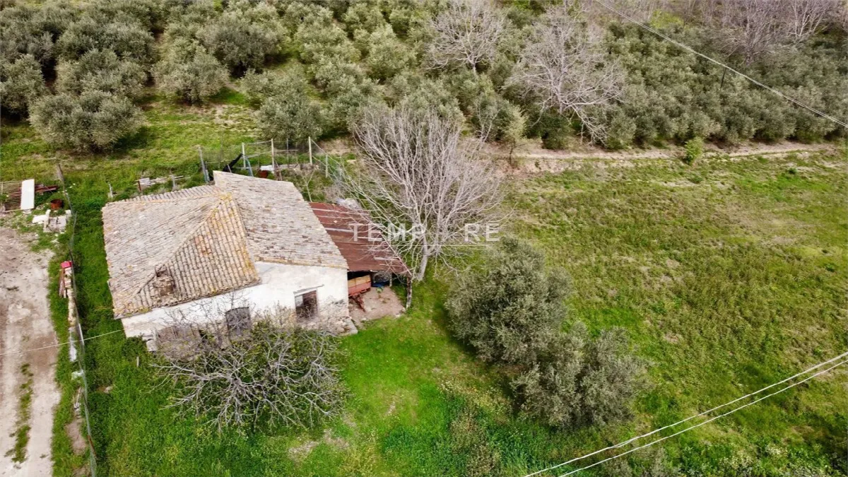 Rustico in vendita a Mozzagrogna - foto 1