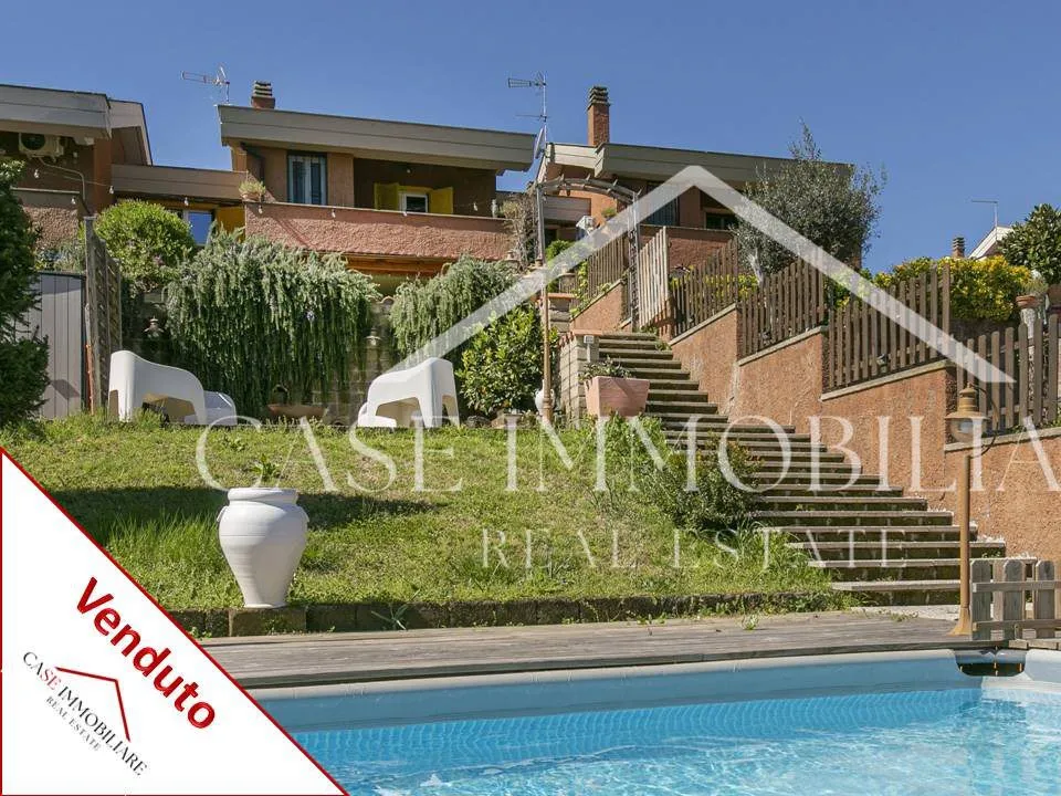 Villa in vendita a Sacrofano - foto 1