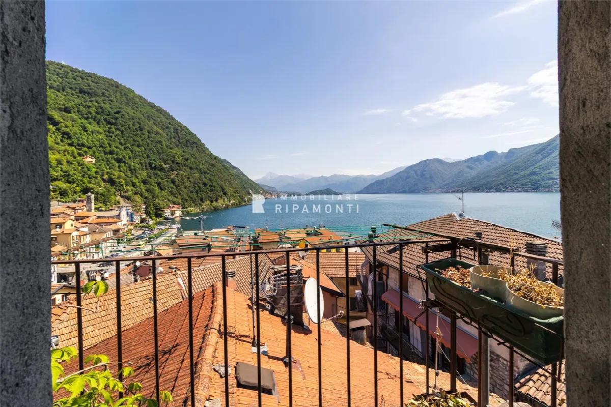 Casa indipendente in vendita a Argegno - foto 1