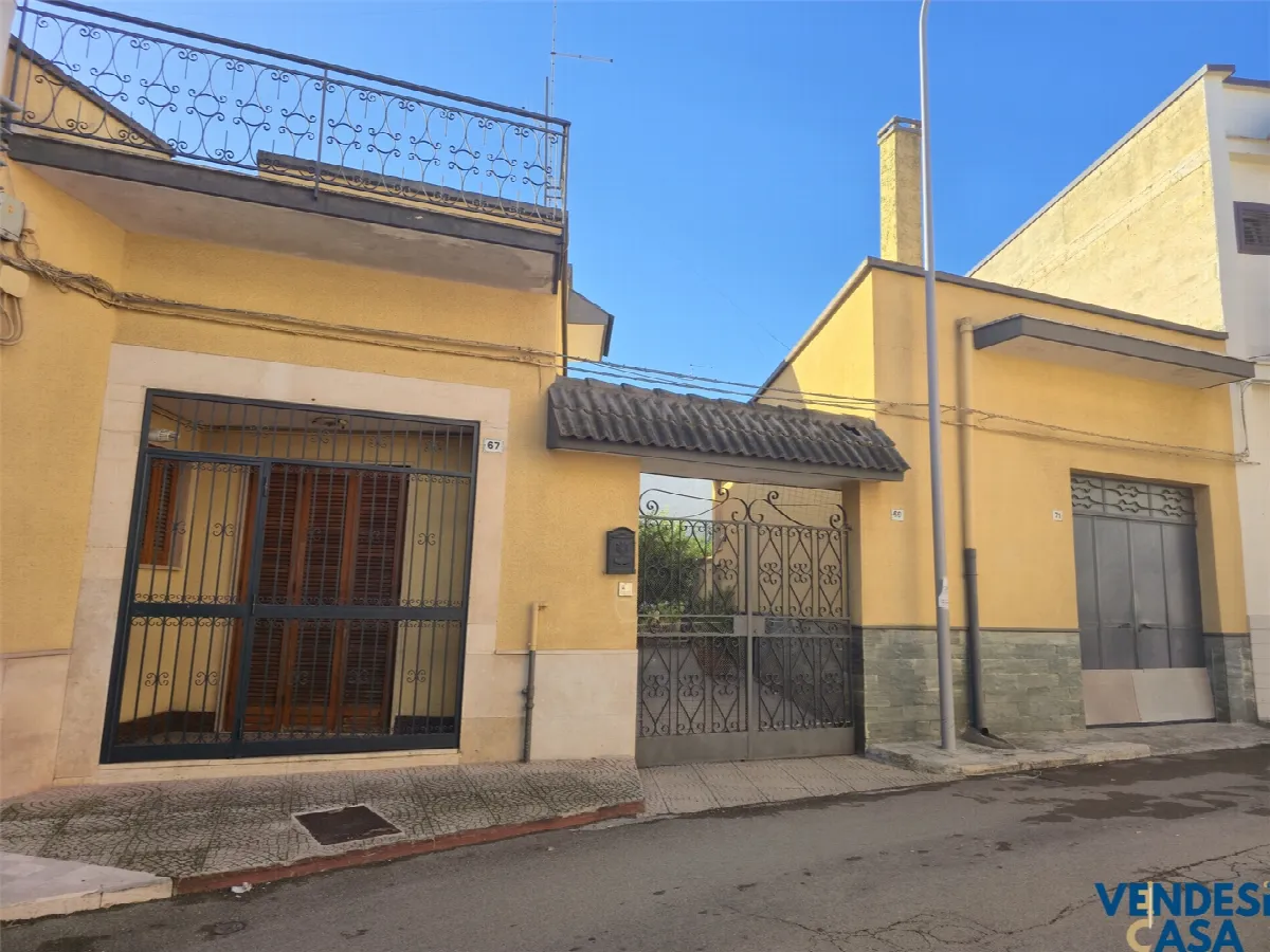 Casa indipendente in vendita a Sannicandro di Bari - foto 1